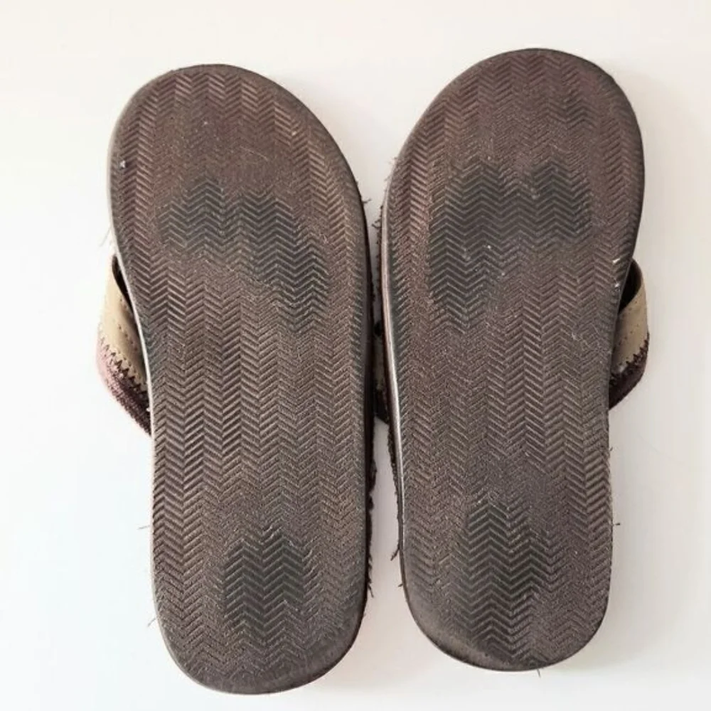 Levi's Faded Brown Distressed Canvas Flip Flops Men's Size 9